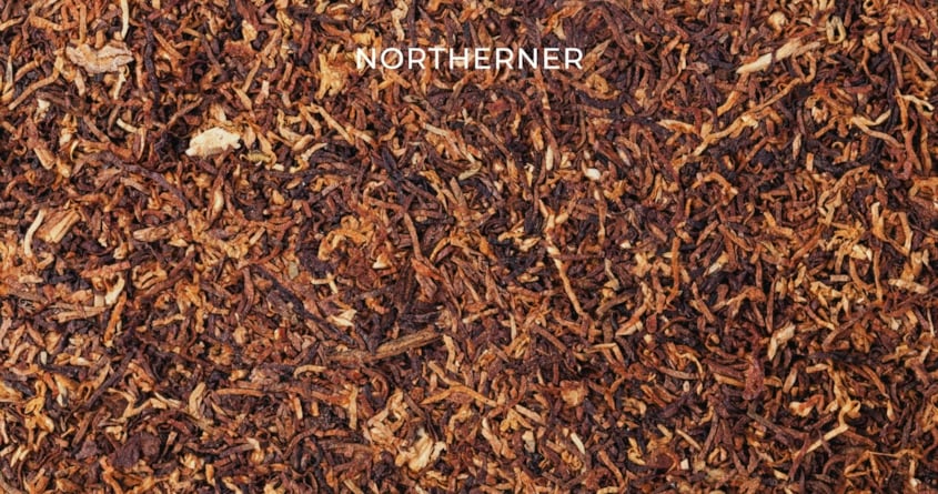 Loser Schnupftabak liegt verstreut