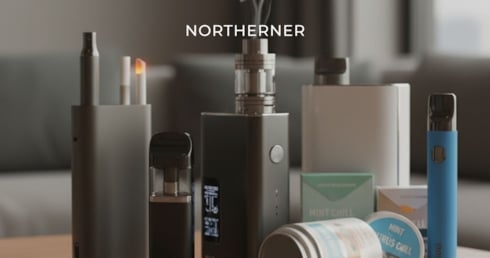 Ein Angebot an Snus- und Vape-Produkten symbolisieren den Vergleich zwischen beiden Methoden